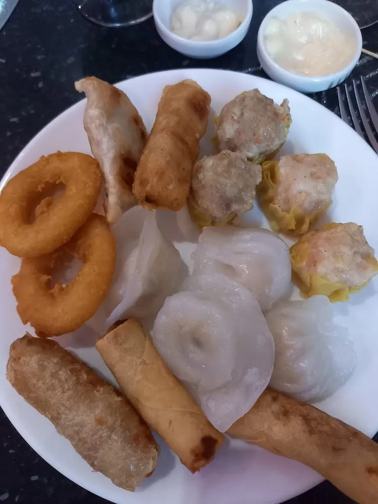 Raviolis Divers Nems Crevettes Calmars